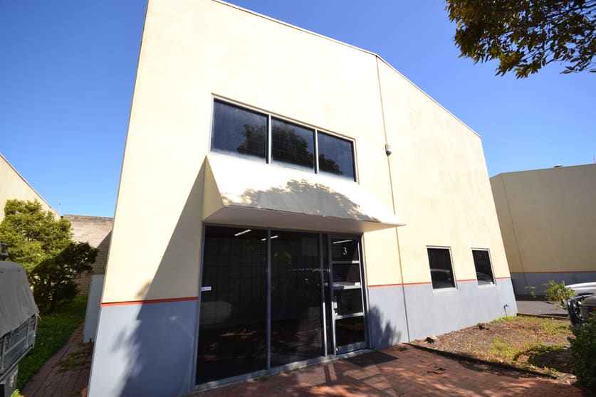 Click to view all images 3/75 Mark Street North Melbourne VIC 3051 - Image 1
