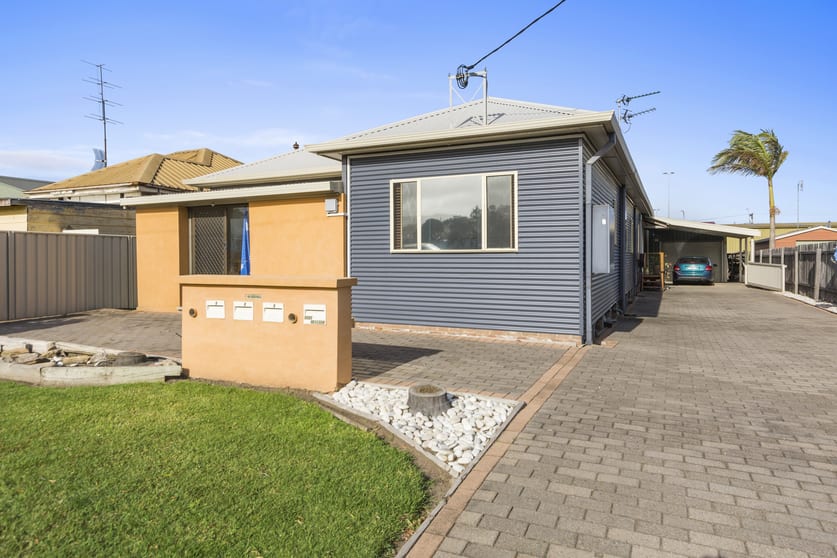 3/123 Kenny Street Wollongong NSW 2500 - Image 1