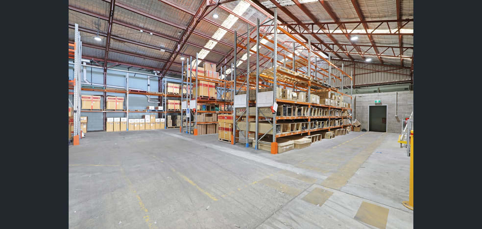 Click to view all images 21 Kenny Street Wollongong NSW 2500 - Image 2