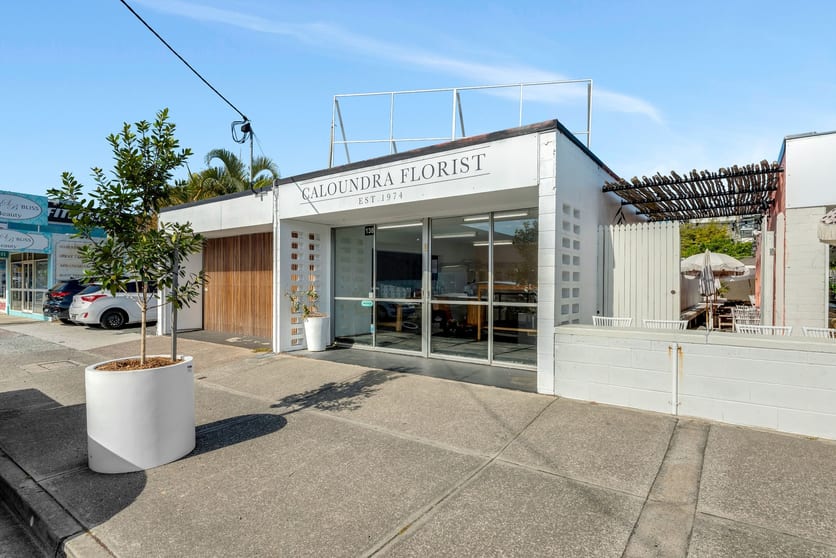 Click to view all images 138 Bulcock Street Caloundra QLD 4551 - Image 1