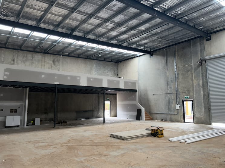 1/18 Collins Road Melton VIC 3337 - Image 3