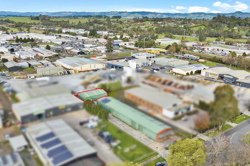 Click to view all images 5/8 Normanby Street Warragul VIC 3820 - Image 3