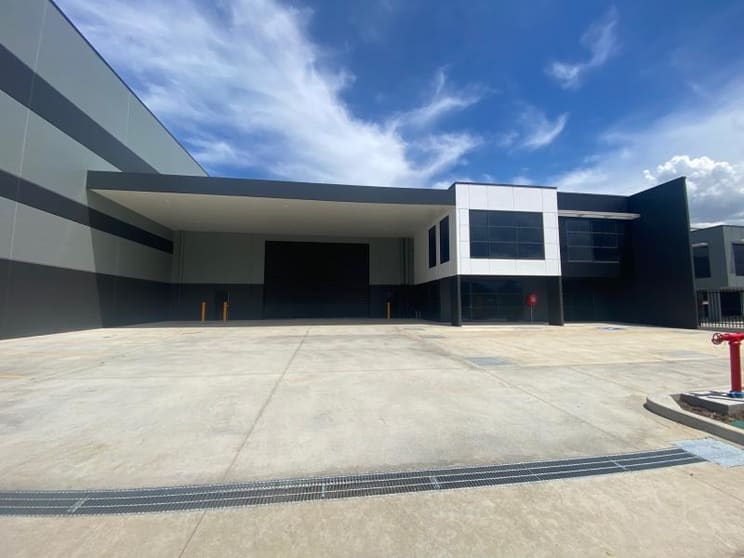 Click to view all images 16 Progress Circuit Prestons NSW 2170 - Image 2