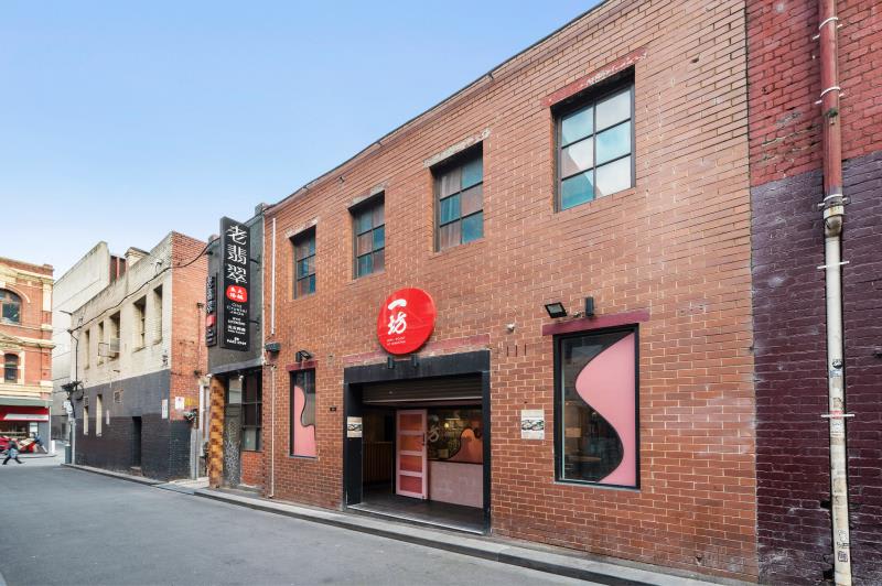 Click to view all images 3-5 Waratah Place Melbourne VIC 3000 - Image 1