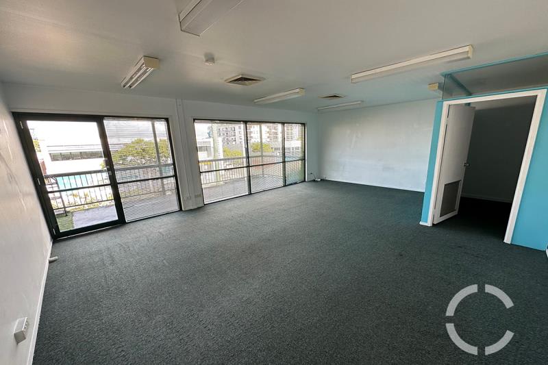 Shop 4/904 Stanley Street East East Brisbane QLD 4169 - Image 2