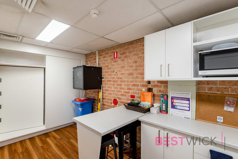 Click to view all images 7/90 Keppel Street Bathurst NSW 2795 - Image 3