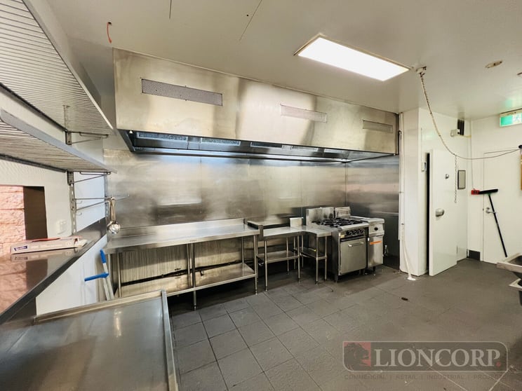Click to view all images Fortitude Valley QLD 4006 - Image 3