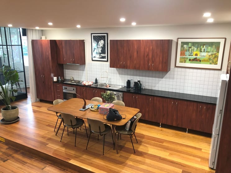 Click to view all images 6/400 St Kilda Road St Kilda VIC 3182 - Image 3