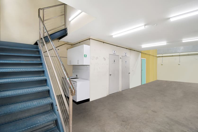 Click to view all images 15/4 Birmingham Avenue Villawood NSW 2163 - Image 3