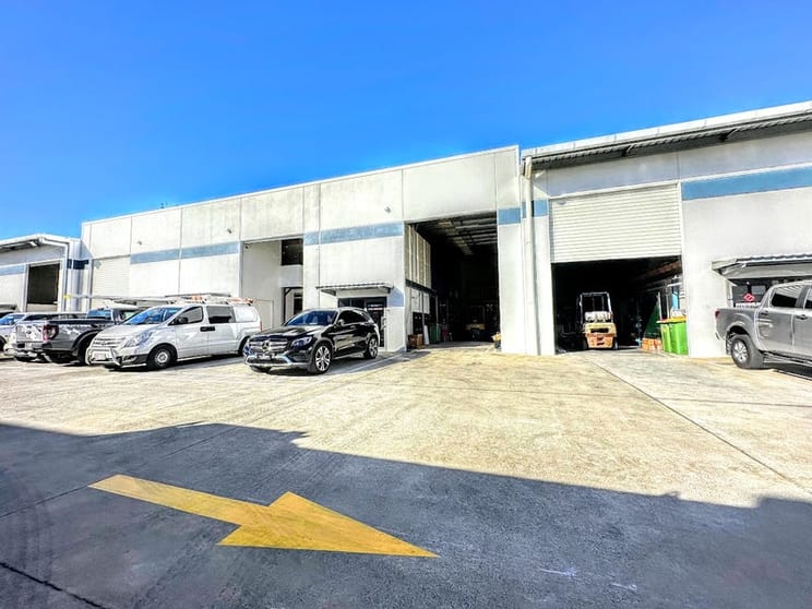 Click to view all images 55 Commerce Circuit Yatala QLD 4207 - Image 2