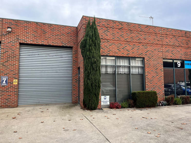 Click to view all images 8/6-8 Eastspur Court Kilsyth VIC 3137 - Image 2