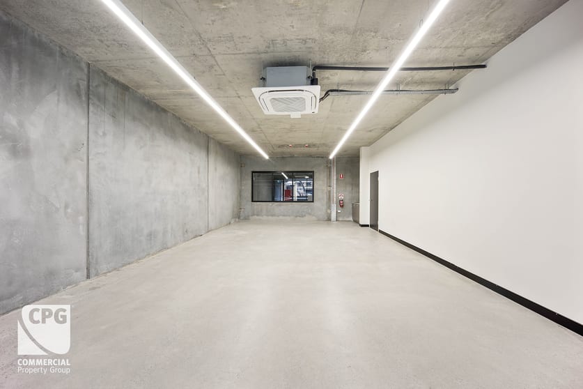 Click to view all images Showroom 2/38 Cawarra Road Caringbah NSW 2229 - Image 3