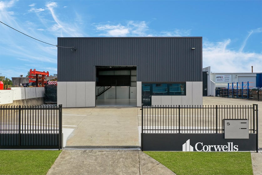 Click to view all images 1/5 Kimberley Road Burleigh Heads QLD 4220 - Image 2