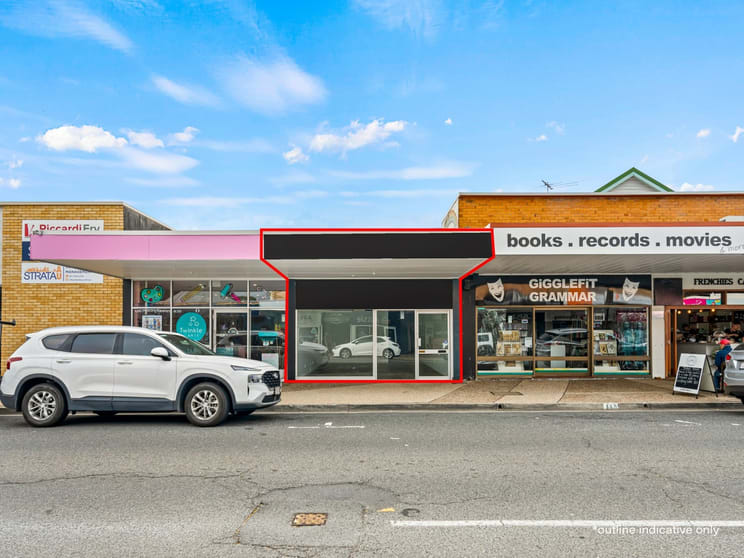 2/138 Bay Terrrace Wynnum QLD 4178 - Image 1