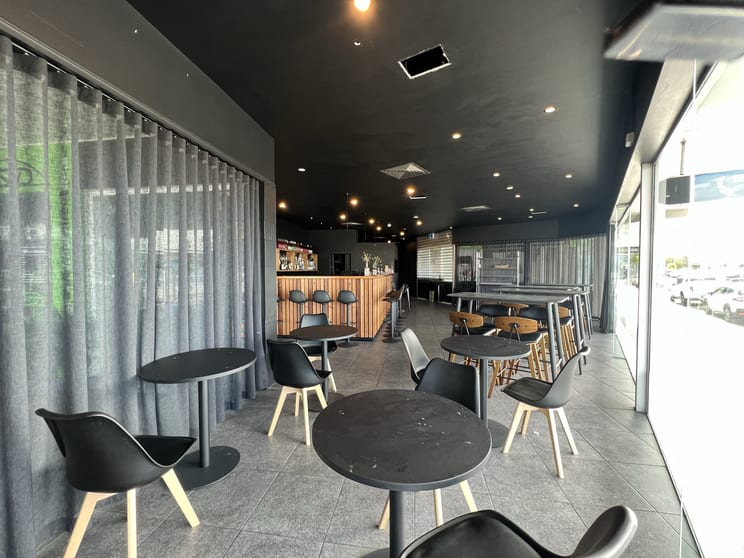 Click to view all images 3a/1 Clyde Street Batemans Bay NSW 2536 - Image 2