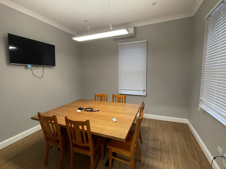 Click to view all images 117 Campbell Street Toowoomba QLD 4350 - Image 3