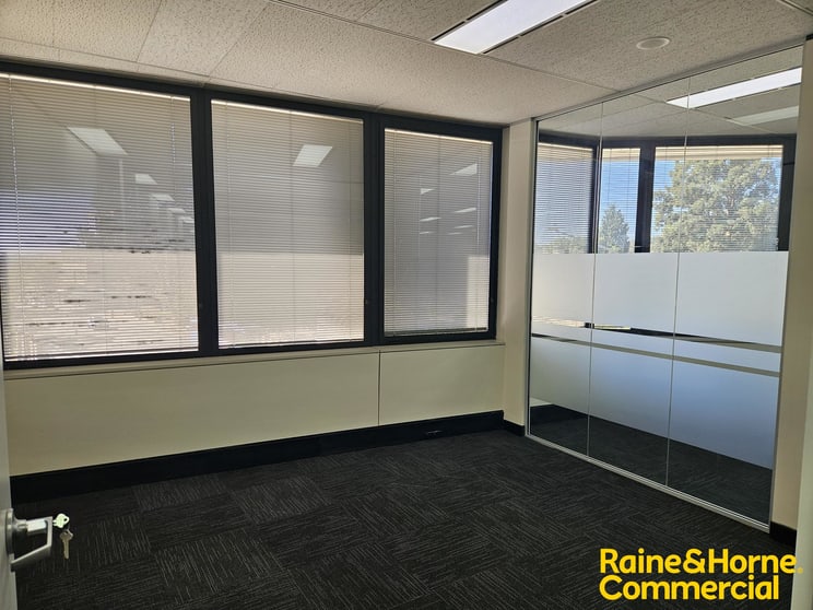 Click to view all images Suite 2A/101 Queen Street Campbelltown NSW 2560 - Image 3