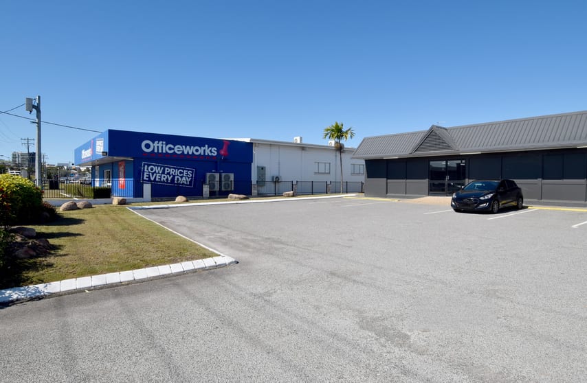 Click to view all images 1/59 Hanson Road Gladstone Central QLD 4680 - Image 3