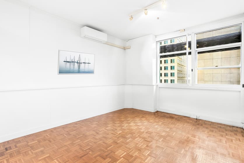Click to view all images 135/183 Macquarie Street Sydney NSW 2000 - Image 3