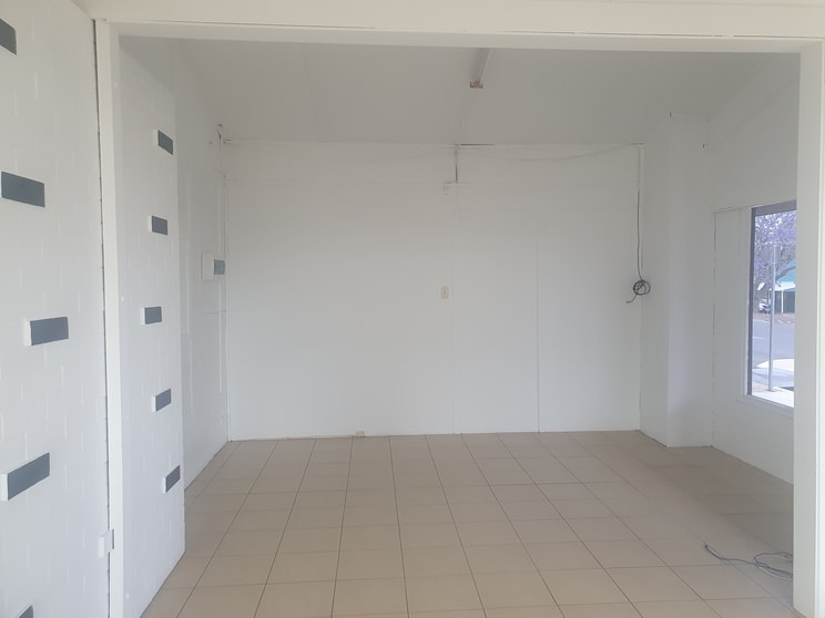 Click to view all images Shop 1, 82 Mocatta Street Goombungee QLD 4354 - Image 2