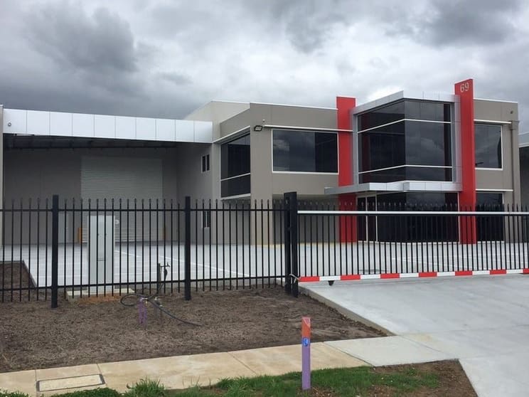 Click to view all images 69 Babbage Drive Dandenong VIC 3175 - Image 1