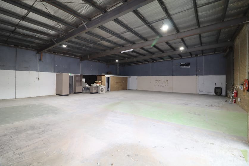 Click to view all images 1/24 Kanowna Street Hastings VIC 3915 - Image 3