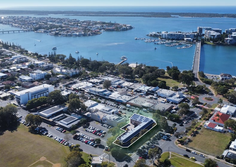 Click to view all images U14/15/2 Grice Avenue Paradise Point QLD 4216 - Image 1