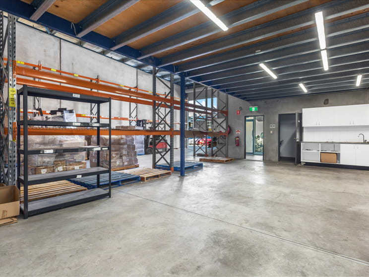 Click to view all images 1/8 Millennium Court Silverwater NSW 2128 - Image 3