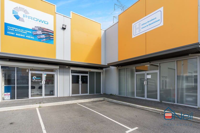 Click to view all images 4/13 Alex Wood Drive Forrestdale WA 6112 - Image 2