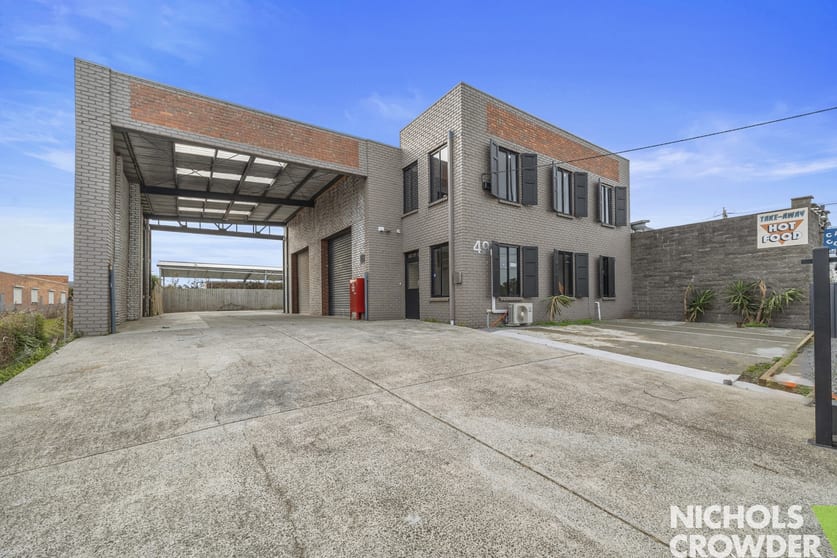 Click to view all images 49 Governor Road Mordialloc VIC 3195 - Image 2