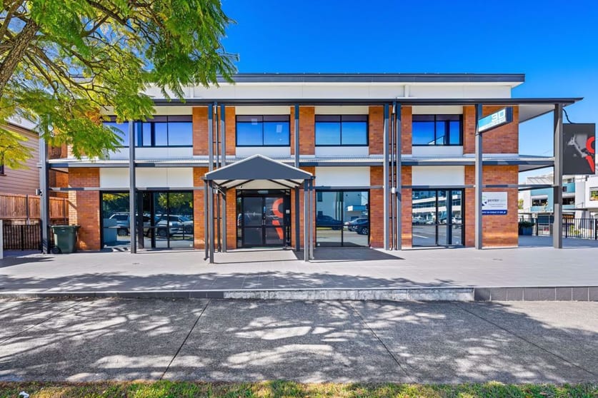 Click to view all images 30 Lisburn Street East Brisbane QLD 4169 - Image 1