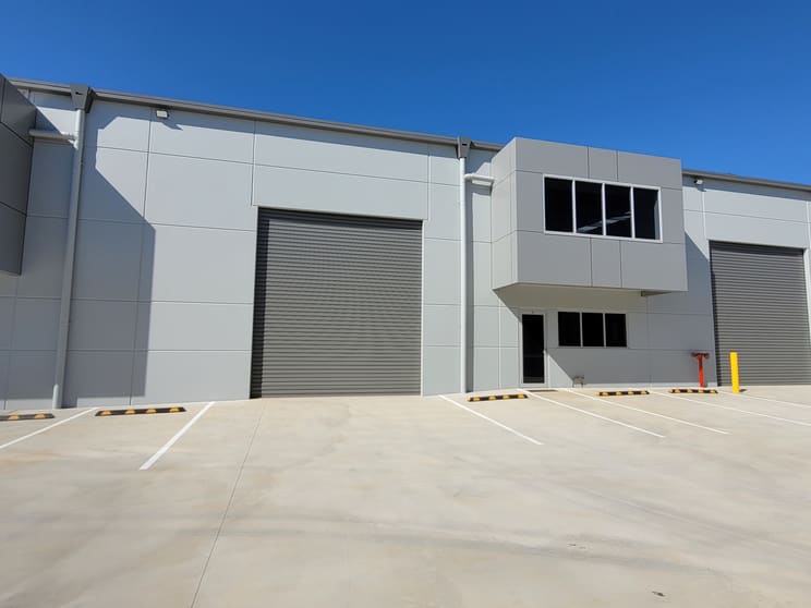Click to view all images Unit 2/12 Tyree Place Braemar NSW 2575 - Image 1