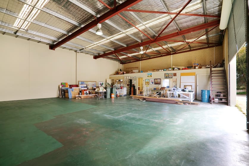 Click to view all images 2/27 John Street Bentley WA 6102 - Image 2