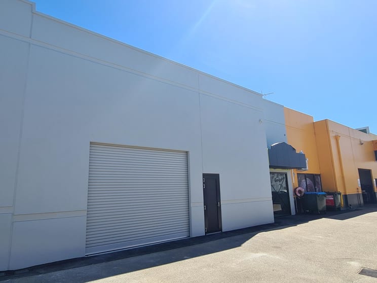 Click to view all images 633 Wanneroo Road Wanneroo WA 6065 - Image 3