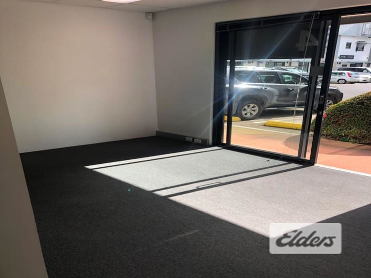 Click to view all images 4/76 Doggett Street Newstead QLD 4006 - Image 3