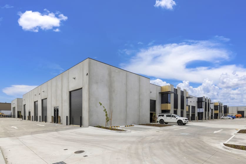 Click to view all images 45/2 Cobham Street Reservoir VIC 3073 - Image 2