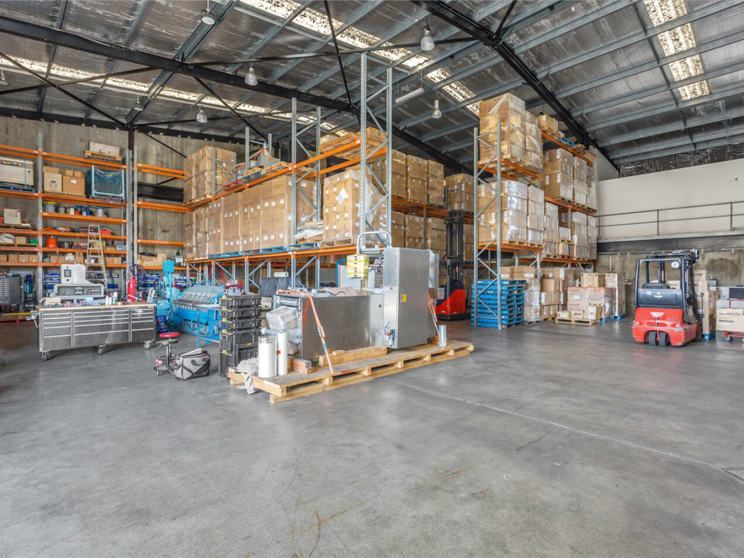 Click to view all images 114 Ham Street South Windsor NSW 2756 - Image 2