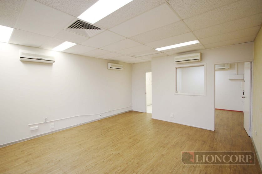 Click to view all images Sunnybank Hills QLD 4109 - Image 3