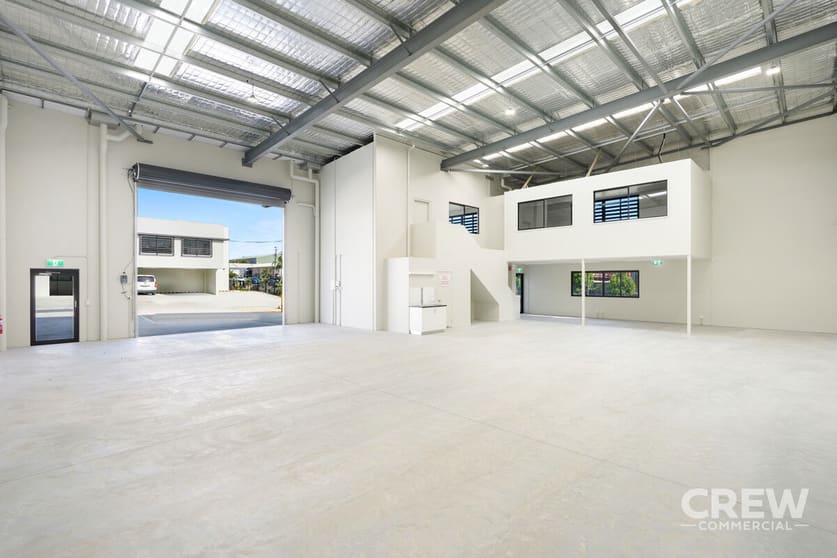 10-12 Ivan Street Arundel QLD 4214 - Image 2
