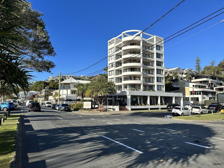 Click to view all images 3/794 Pacific Parade Currumbin QLD 4223 - Image 1