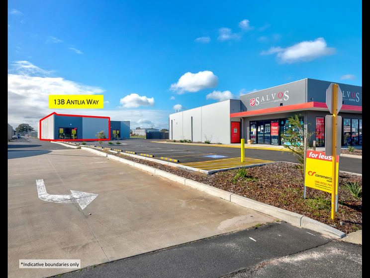 Click to view all images 13B Antlia Way Australind WA 6233 - Image 2