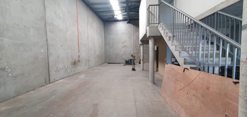 Click to view all images 1/15 GARTMORE AVE Bankstown NSW 2200 - Image 3