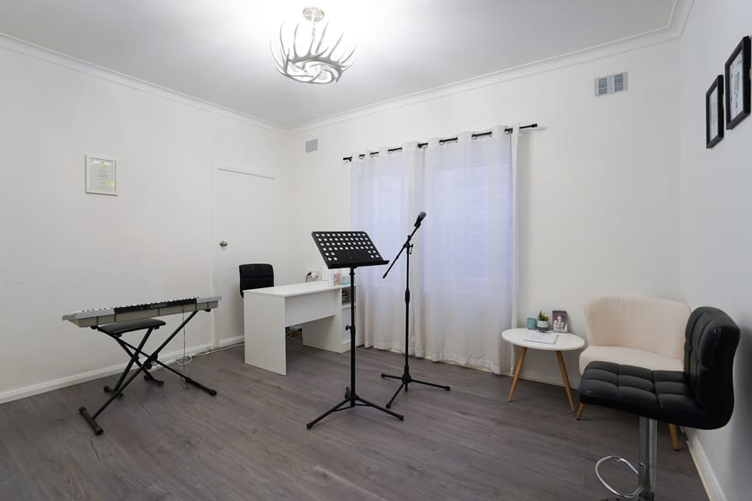 Click to view all images 6/8 Fisher Road Dee Why NSW 2099 - Image 1