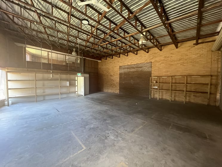 Click to view all images 1/34-36 Angus Mcneil Crescent South Kempsey NSW 2440 - Image 2