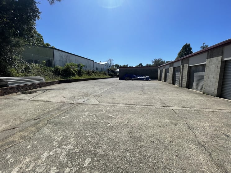 Click to view all images 11/4 Buckman Close Toormina NSW 2452 - Image 2