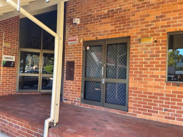 Click to view all images 3/82 Reserve Street Wembley WA 6014 - Image 3