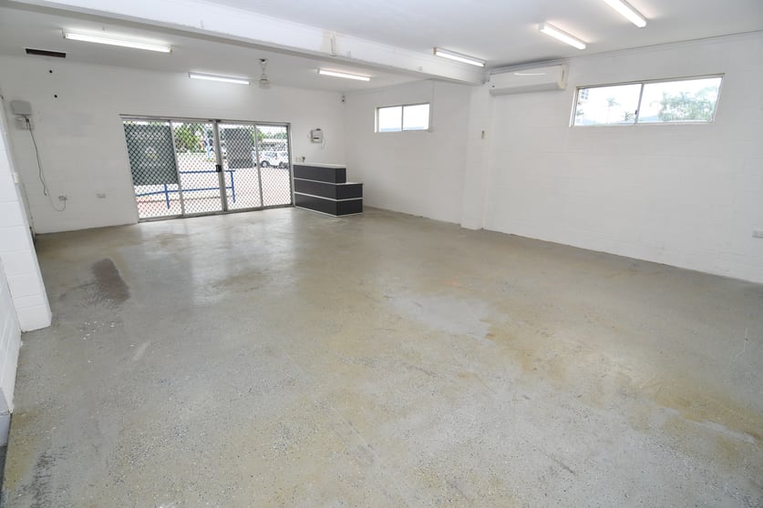 Click to view all images Shop 8/113 Bamford Lane Kirwan QLD 4817 - Image 3