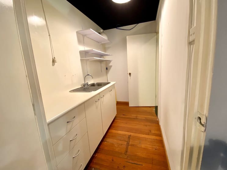 Click to view all images 22/121 Mooloolaba Esp Mooloolaba QLD 4557 - Image 3