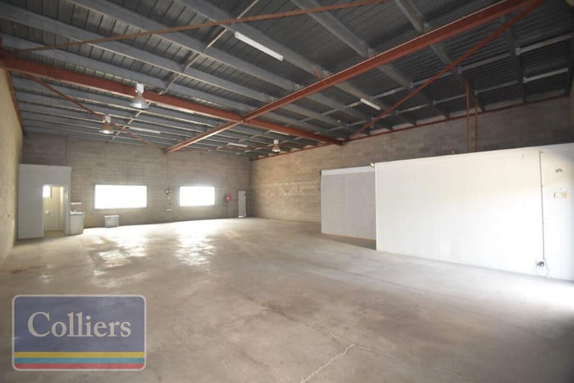Click to view all images 4/2 Whitehouse Street Garbutt QLD 4814 - Image 2
