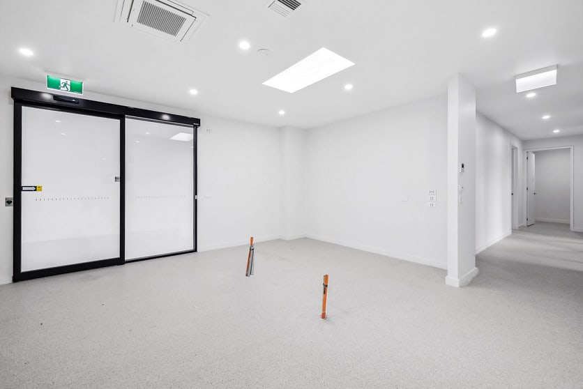 Click to view all images 733 Geelong Road Canadian VIC 3350 - Image 3